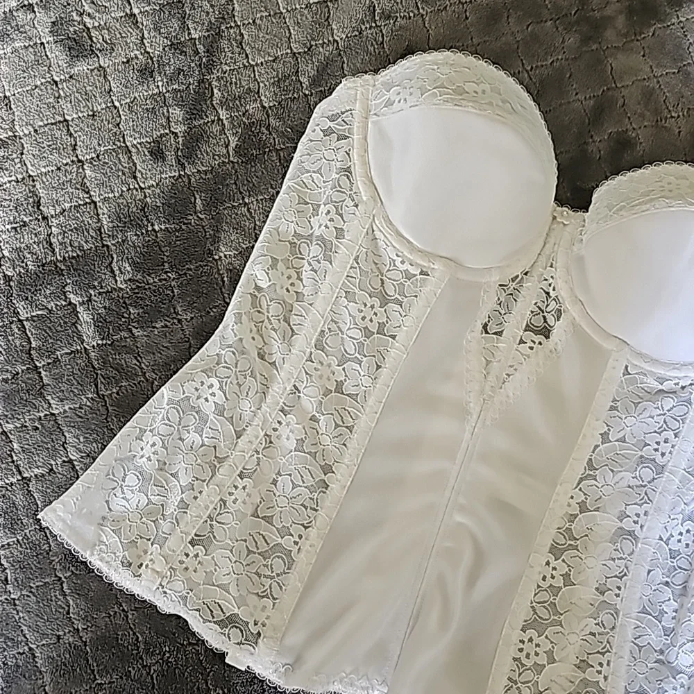 Dominique white Lace Corset Strapless Bra 36b Bridal Like-new - Picture 2 of 9